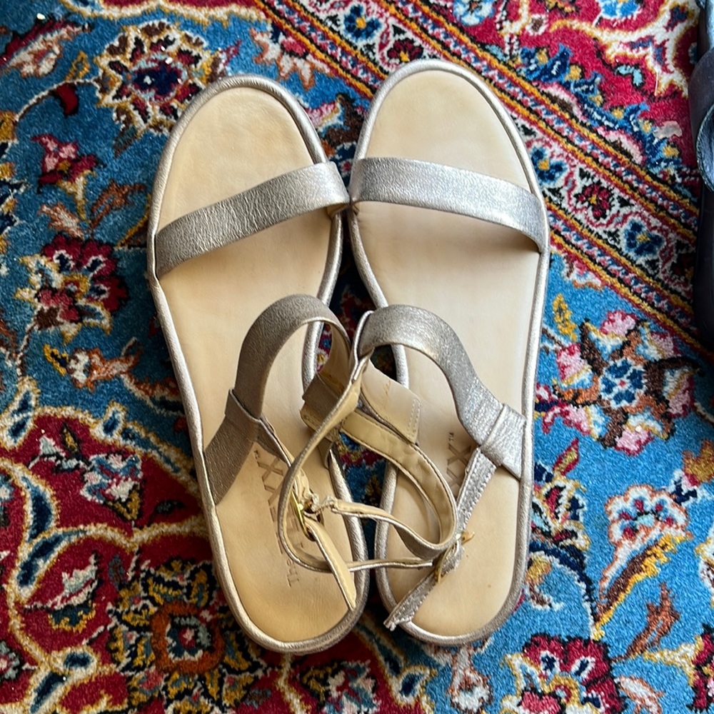 Comfy platform sandals